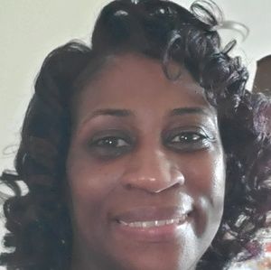 Meet your Posher, Delisa